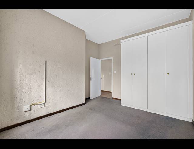 2 BEDROOM APARTMENT FOR SALE IN PAULSHOF